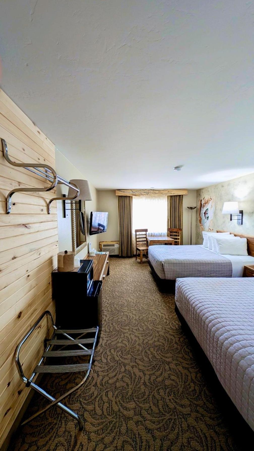 4 Golf Hotels in Rio Grande National Forest Worth Booking