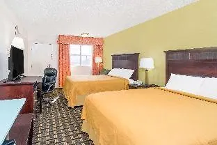 Staying in the Appalachians: 15 Budget Hotels Compared