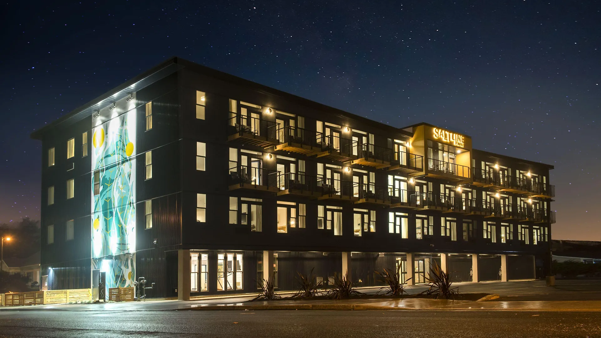 7 Family Hotels Near Ecola State Park Worth Booking