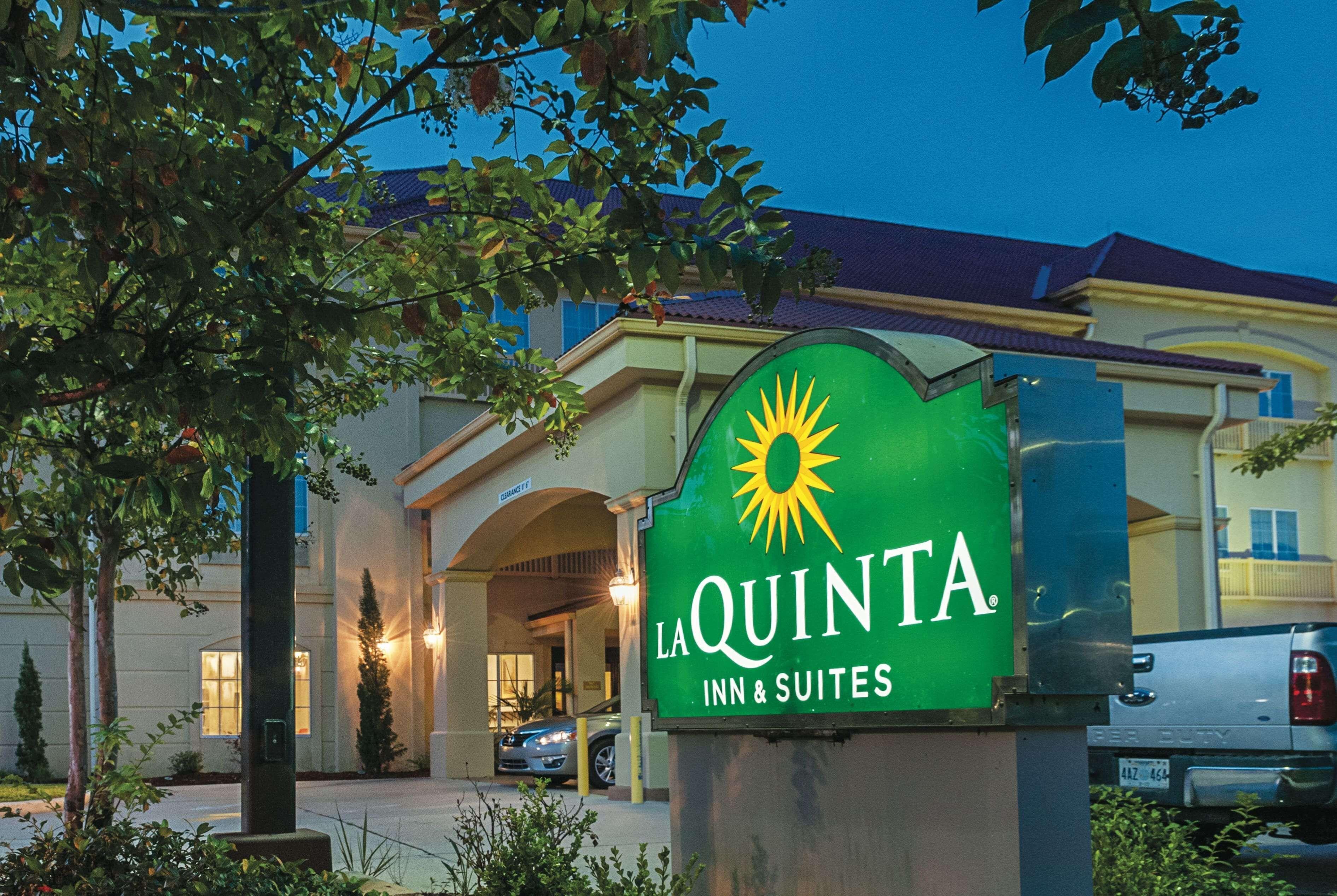 12 Romantic Hotels for Couples in Louisiana Worth Booking